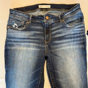 BKE Women's Distressed Blue Skinny Jeans